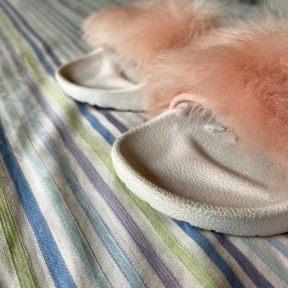 Ugg Royale Slippers / Slides - Pink - Picture 5 of 5